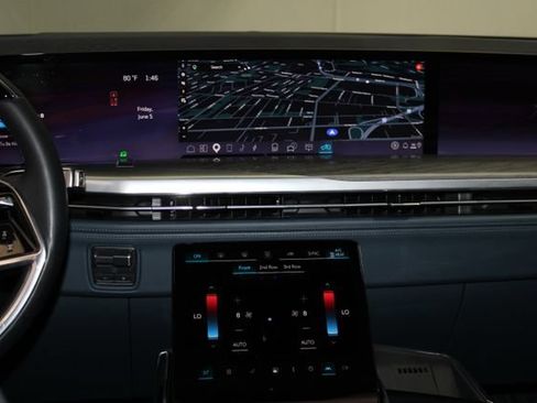 Certified 2025 Cadillac Escalade IQ Sport 2 w/ LPO, ONYX Package AWD/4WD image 22