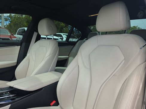 Used 2023 BMW 540i w/ M Sport Package RWD image 24