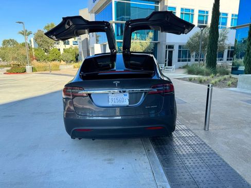 Used 2019 Tesla Model X Long Range image 5