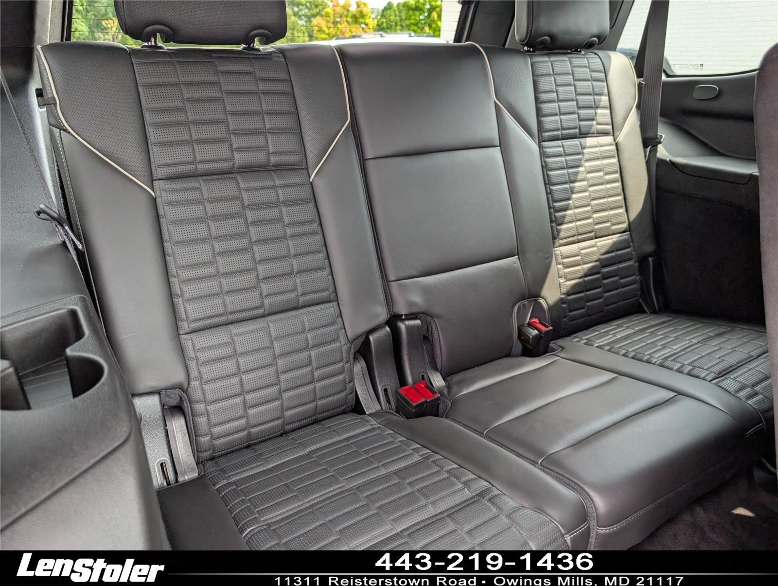 Used 2022 Cadillac Escalade Sport Platinum AWD/4WD image 13