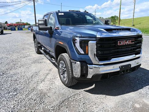 New 2026 GMC Sierra 3500 Pro AWD/4WD image 32