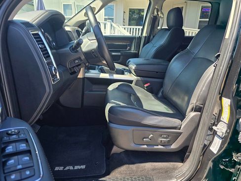 Used 2017 RAM 2500 Laramie w/ Sport Appearance Group AWD/4WD image 19