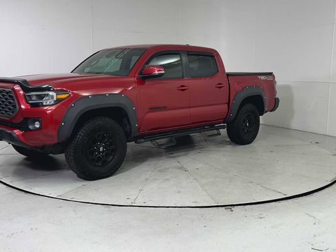 Used 2021 Toyota Tacoma TRD Off-Road image 6