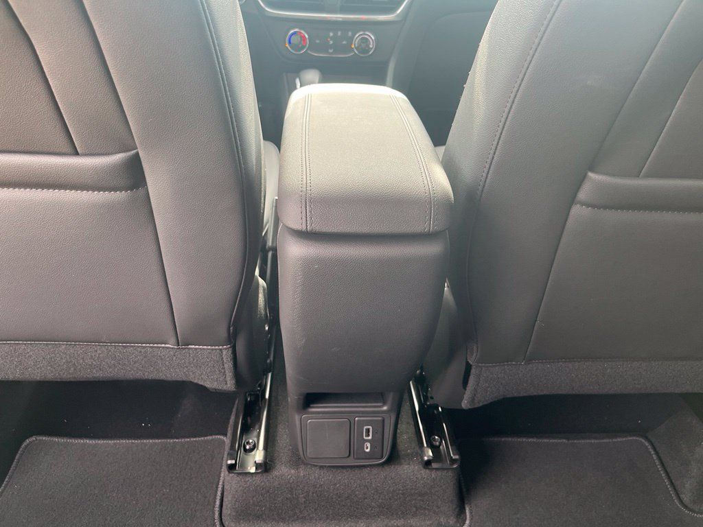 Used 2024 Buick Encore GX Preferred FWD image 26