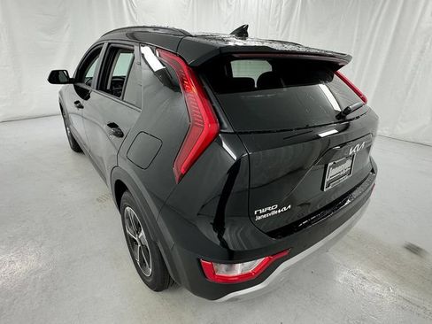 New 2026 Kia Niro EX FWD image 5