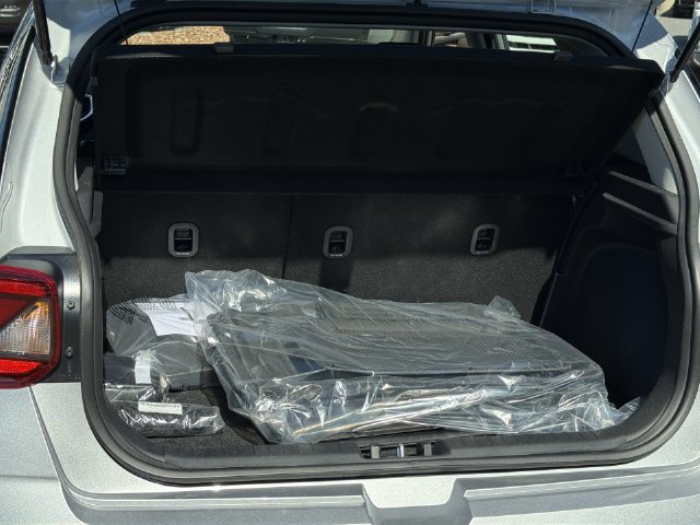 Used 2026 Hyundai Venue SEL FWD image 40
