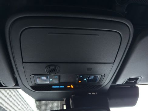 New 2025 Ford Bronco Outer Banks w/ Sasquatch Package image 35