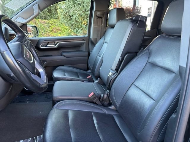 Used 2025 GMC Sierra 1500 SLT AWD/4WD image 18