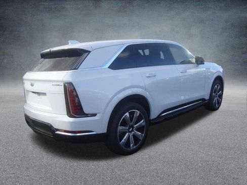 New 2026 Cadillac Escalade IQ Luxury 2 image 4