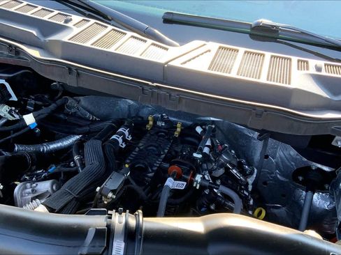 Used 2024 Ford F150 Lariat w/ FX4 Off-Road Package AWD/4WD image 29