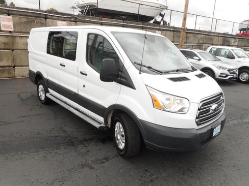 Used 2016 Ford Transit 250 130 Low Roof w/ Exterior Upgrade Package RWD image 5