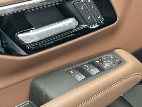 New 2026 Chevrolet Tahoe High Country AWD/4WD image 21