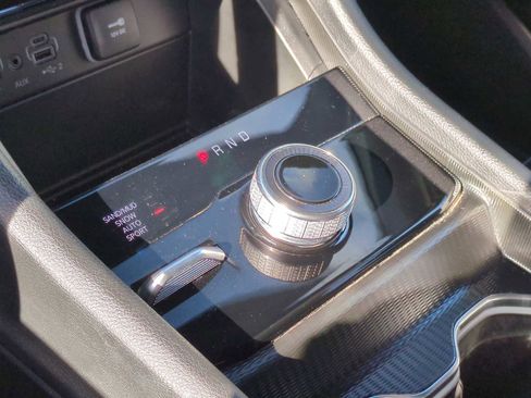 Used 2024 Jeep Grand Cherokee Limited image 34