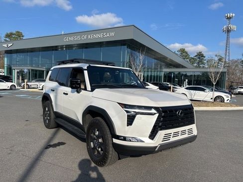 Used 2024 Lexus GX 550 image 1