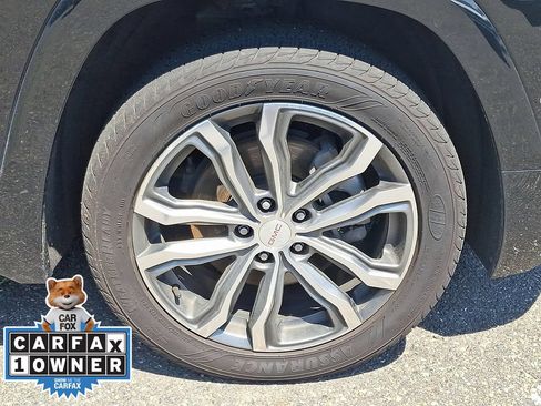 Used 2019 GMC Terrain Denali w/ Advanced Safety Package AWD/4WD image 6