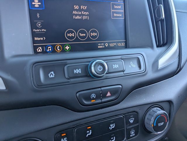 Used 2023 GMC Terrain SLE FWD image 25