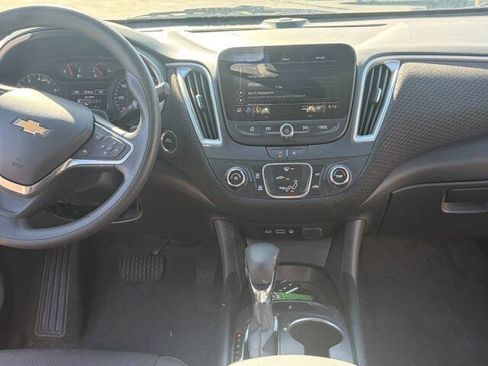 Used 2024 Chevrolet Malibu LS FWD image 15