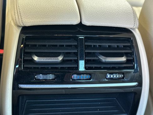 Used 2017 BMW 530i RWD image 16