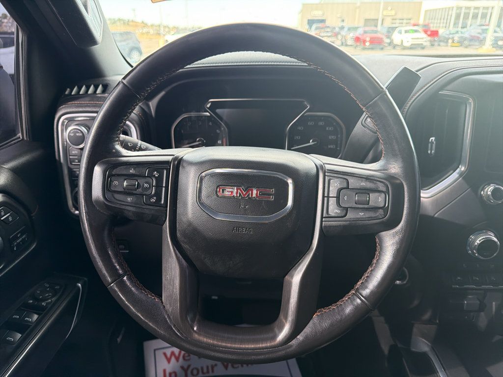 Used 2021 GMC Sierra 1500 AT4 w/ AT4 Value Package AWD/4WD image 9