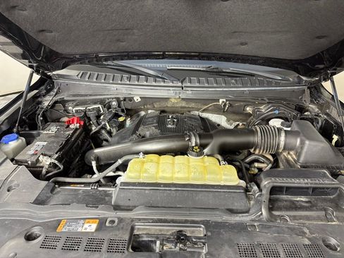 Used 2020 Lincoln Navigator Reserve image 9