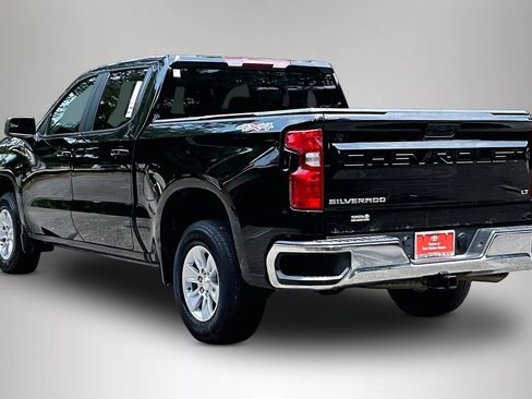 Used 2023 Chevrolet Silverado 1500 LT AWD/4WD image 4