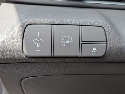 New 2026 Hyundai Elantra Hybrid FWD image 15