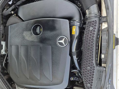 Used 2019 Mercedes-Benz C 300 Sedan image 31