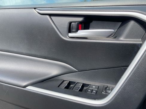 Certified 2025 Toyota RAV4 XLE image 9