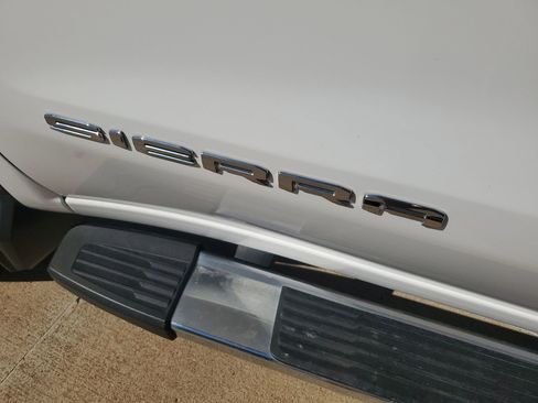 Certified 2023 GMC Sierra 1500 SLT w/ SLT Premium Plus Package image 38