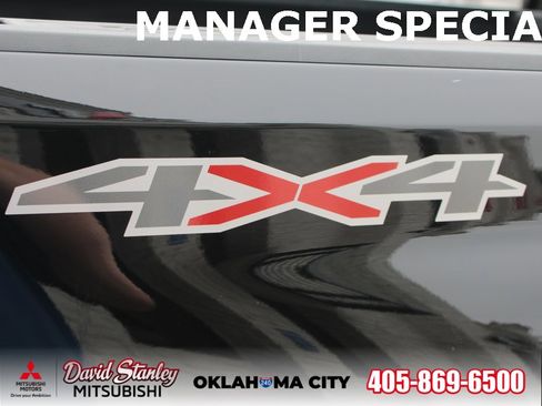 Used 2022 Chevrolet Silverado 2500 Custom w/ Gooseneck/5TH Wheel Package image 9