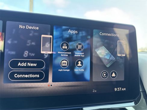 New 2026 Nissan Pathfinder SL image 10