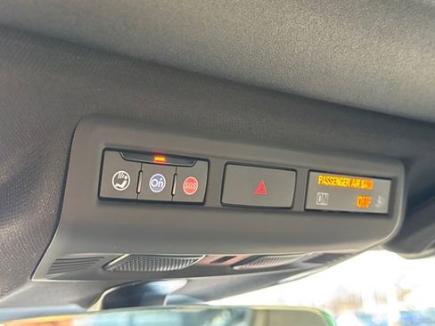 Used 2020 Chevrolet Corvette Stingray Coupe w/ 1LT image 26