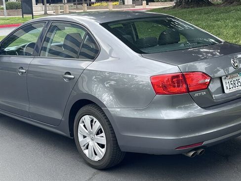 Used 2012 Volkswagen Jetta SE FWD image 5