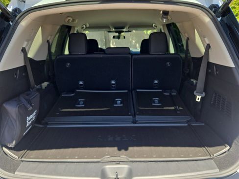 New 2026 Nissan Pathfinder SV w/ Cargo Package FWD image 11