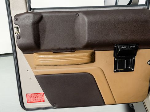 Used 2003 HUMMER H1 4-Door Wagon image 49