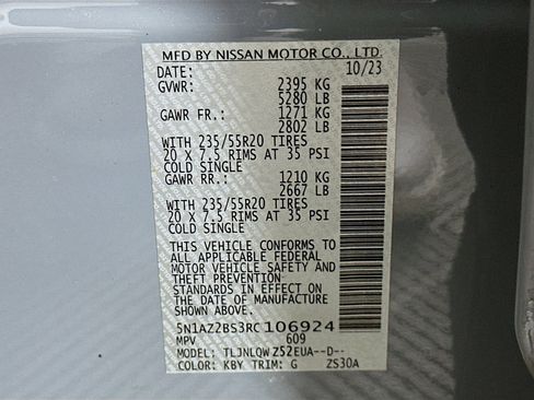 Used 2024 Nissan Murano SV w/ SV Midnight Edition Package image 12