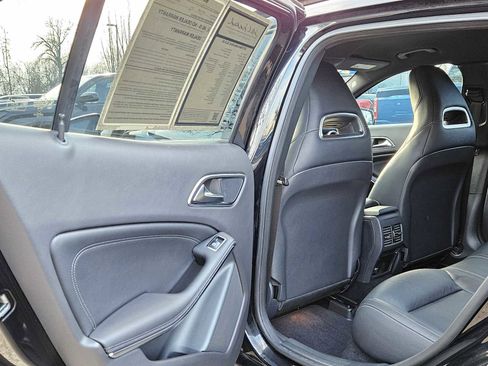 Used 2015 Mercedes-Benz GLA 45 AMG 4MATIC image 19