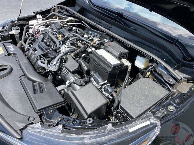 Certified 2025 Toyota Corolla LE FWD image 31