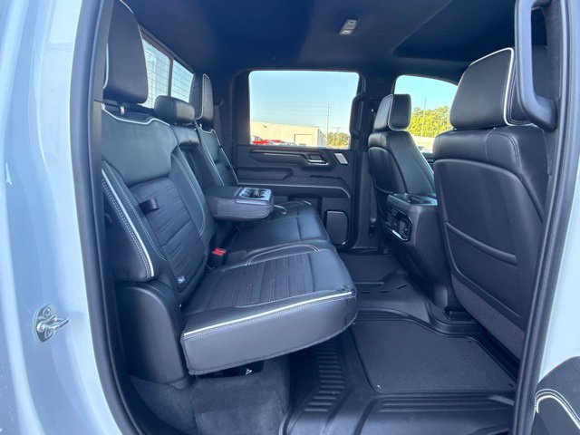 Used 2025 GMC Sierra 2500 AT4X AWD/4WD image 18