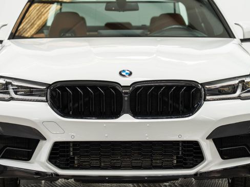 Used 2021 BMW M5 w/ Executive Package AWD/4WD image 4