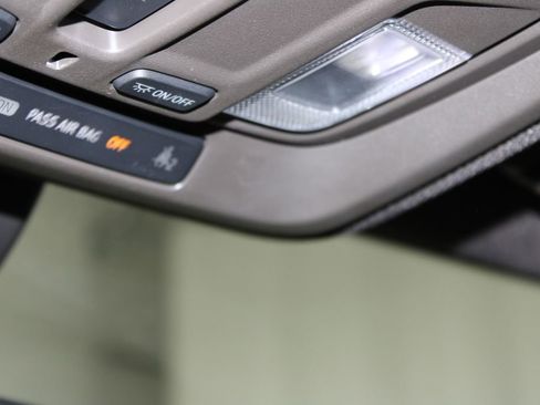 Used 2023 Chevrolet Silverado 1500 LT image 30