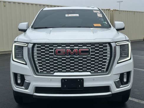 Used 2024 GMC Yukon Denali image 2