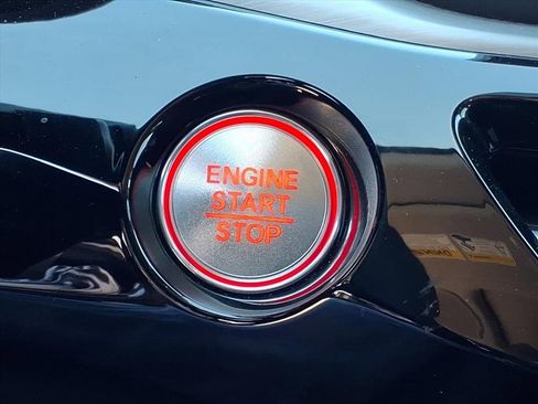 Used 2025 Acura MDX w/ Technology Package image 7