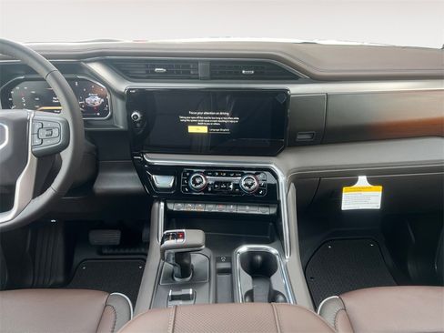 New 2026 GMC Sierra 1500 Denali w/ Denali Reserve Package image 11