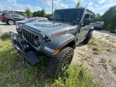 Used 2024 Jeep Wrangler Unlimited Rubicon w/ XTREMEE 35" Tire Package AWD/4WD image 2