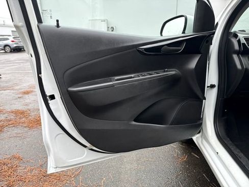 Used 2021 Chevrolet Spark LT image 18