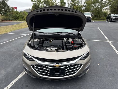 Used 2024 Chevrolet Malibu LT image 38