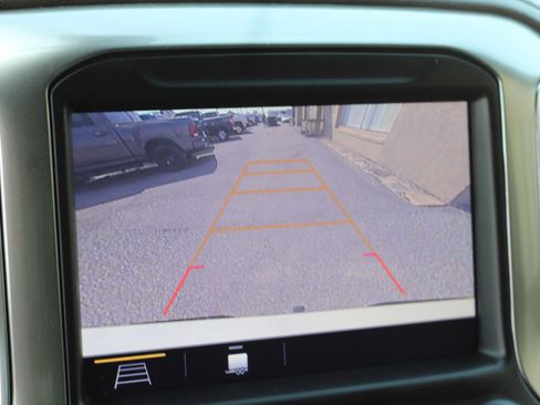 Used 2019 Chevrolet Silverado 1500 LT w/ Convenience Package image 18