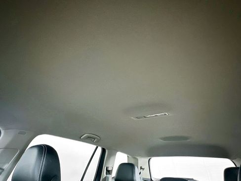 Used 2021 Volkswagen Atlas SE image 20