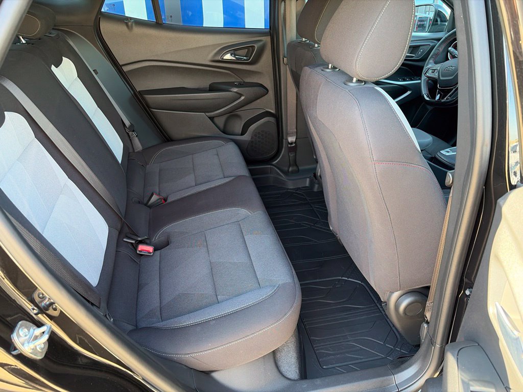 Used 2026 Chevrolet Trax RS w/ Driver Confidence Package FWD image 14